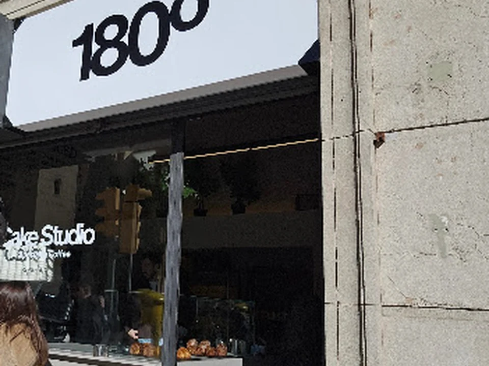 180 Cake Studio