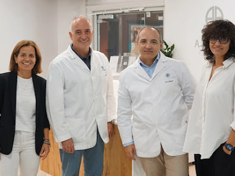 A2Clinic - Cirugía Plástica y Estética - Dr Roldán y Dr Samper
