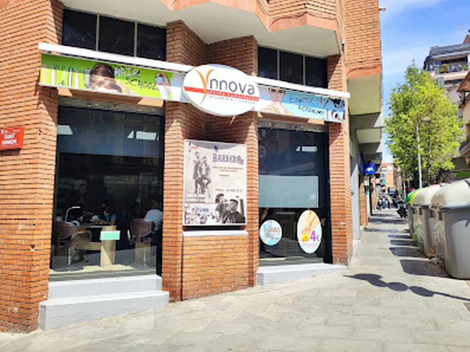 Academia Ynnova | Escuela de Peluquería y Estética