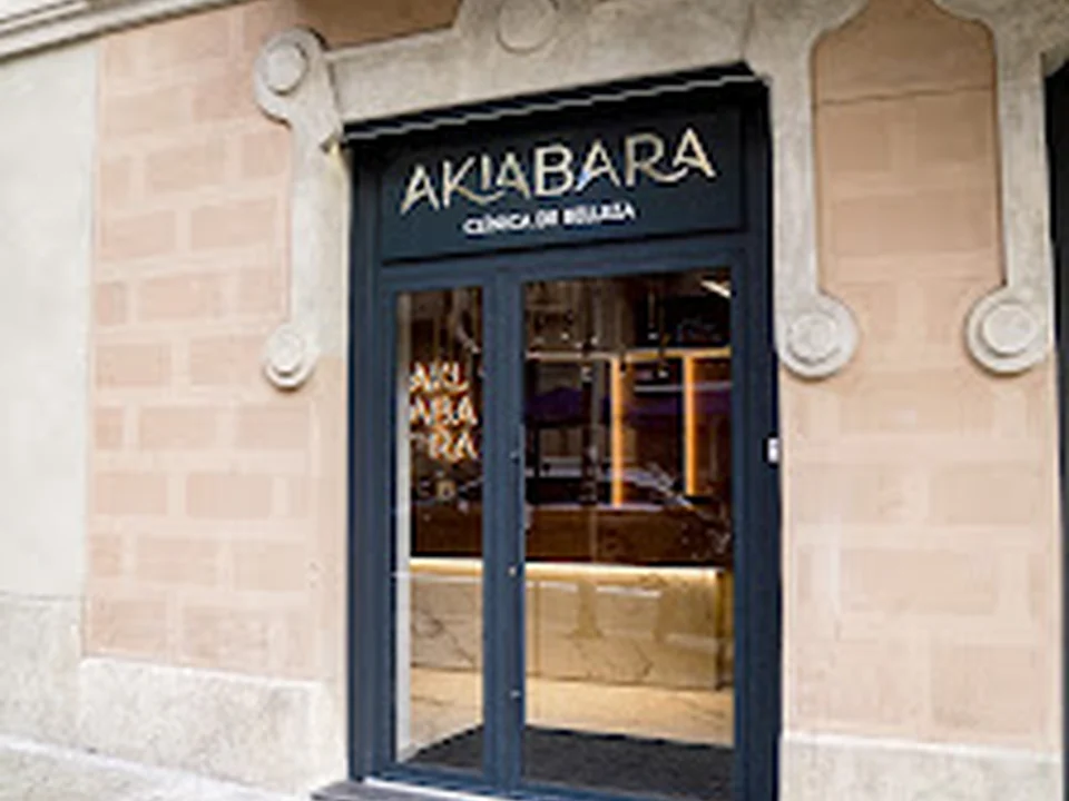 Akiabara - Clínica de Belleza
