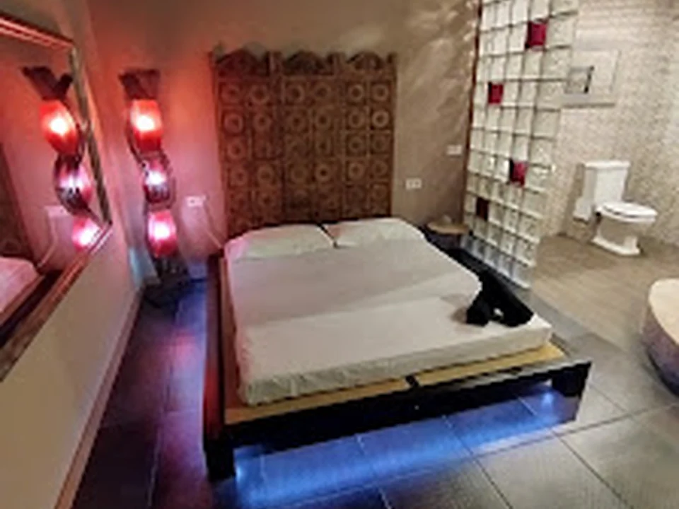 Bandha Habitacions Hotel per a Parelles per Hora
