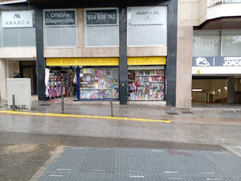 Basar regal oriental Lesseps