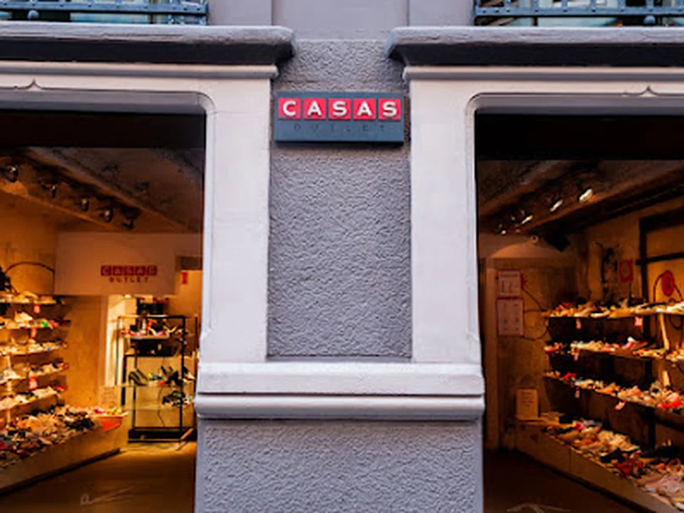 Botiga de sabates CASAS OUTLET
