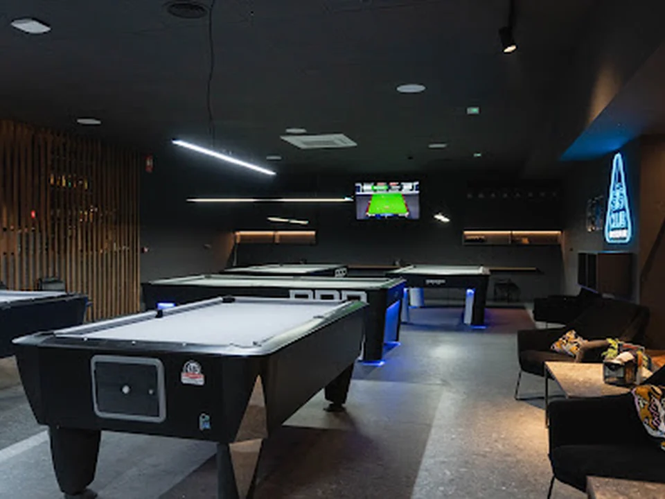 Bowling MP Food & Drink