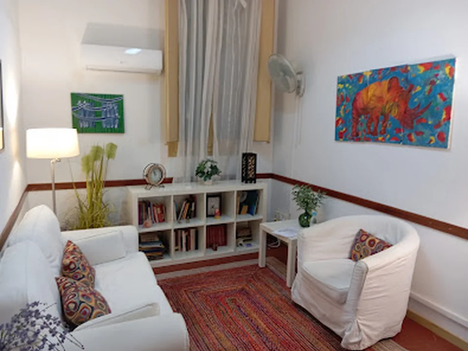 Centro de Terapia EMDR en Barcelona: Tratamiento de Ansiedad, Depresión y Trauma: Maltrato- Abuso