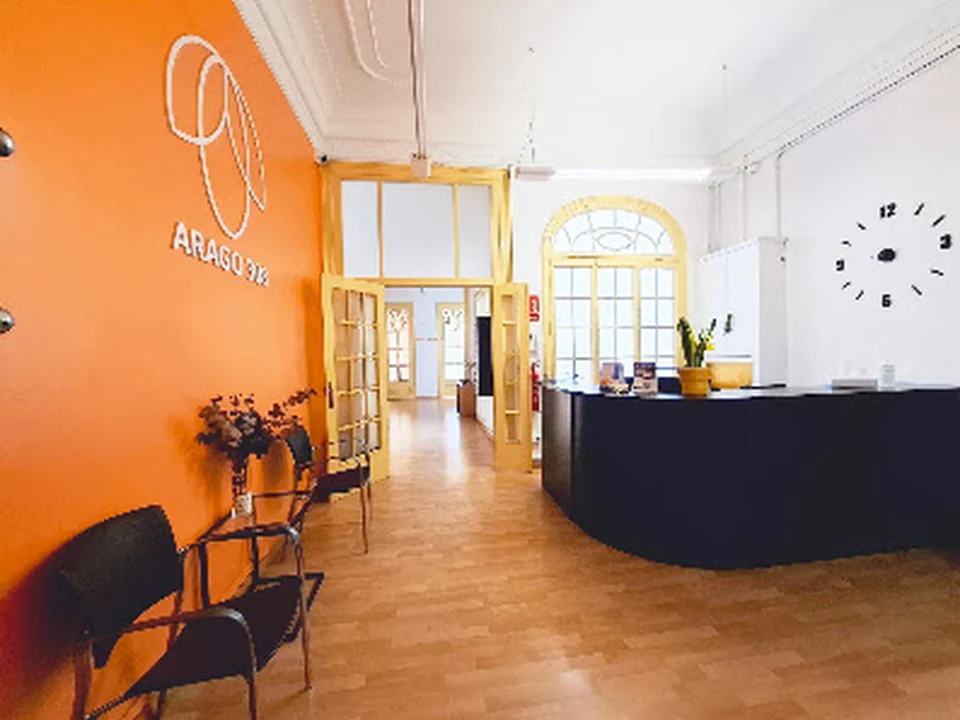 Coworking Arago 308 - Alquiler Oficinas Privadas y Sala, Eixample Barcelona