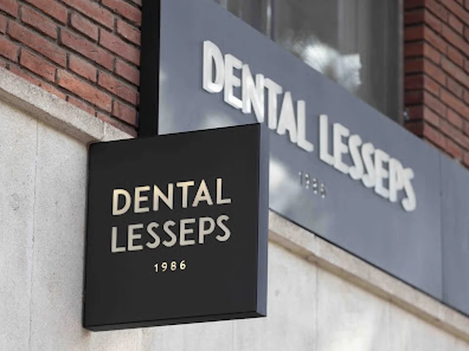 Dental Lesseps | Clínica Dental