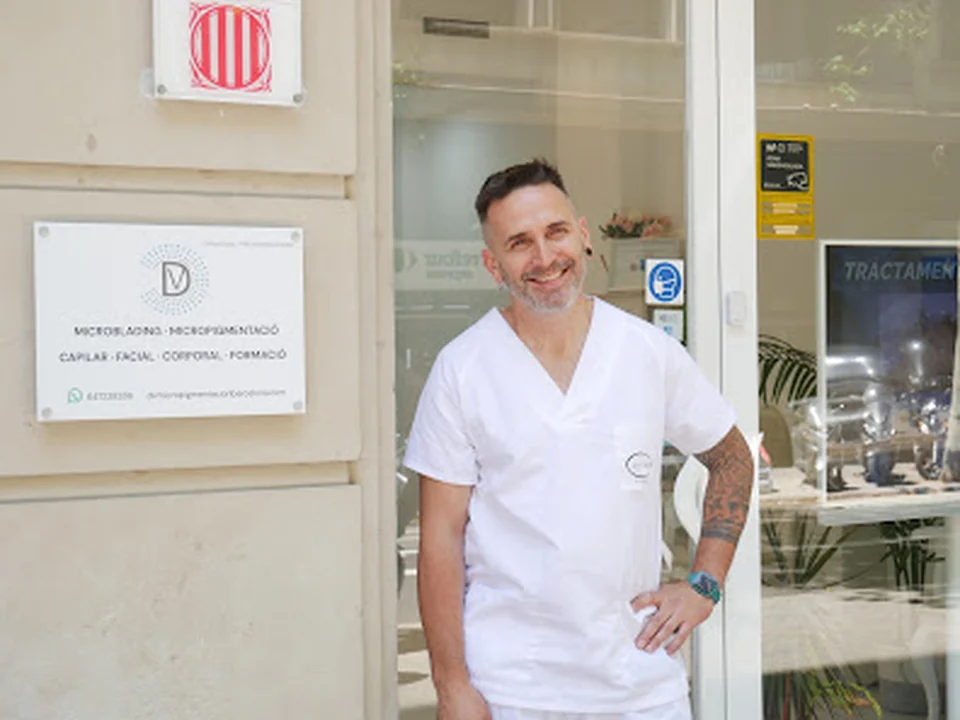 𝗗𝗶𝗲𝗴𝗼 𝗩𝗶𝗹𝗹𝗮𝗿 - Clínica DV Micropigmentación Barcelona