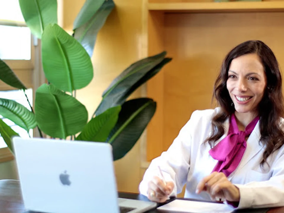 Dra. Miriam Hamdan Otorrinolaringólogo / ENT BARCELONA