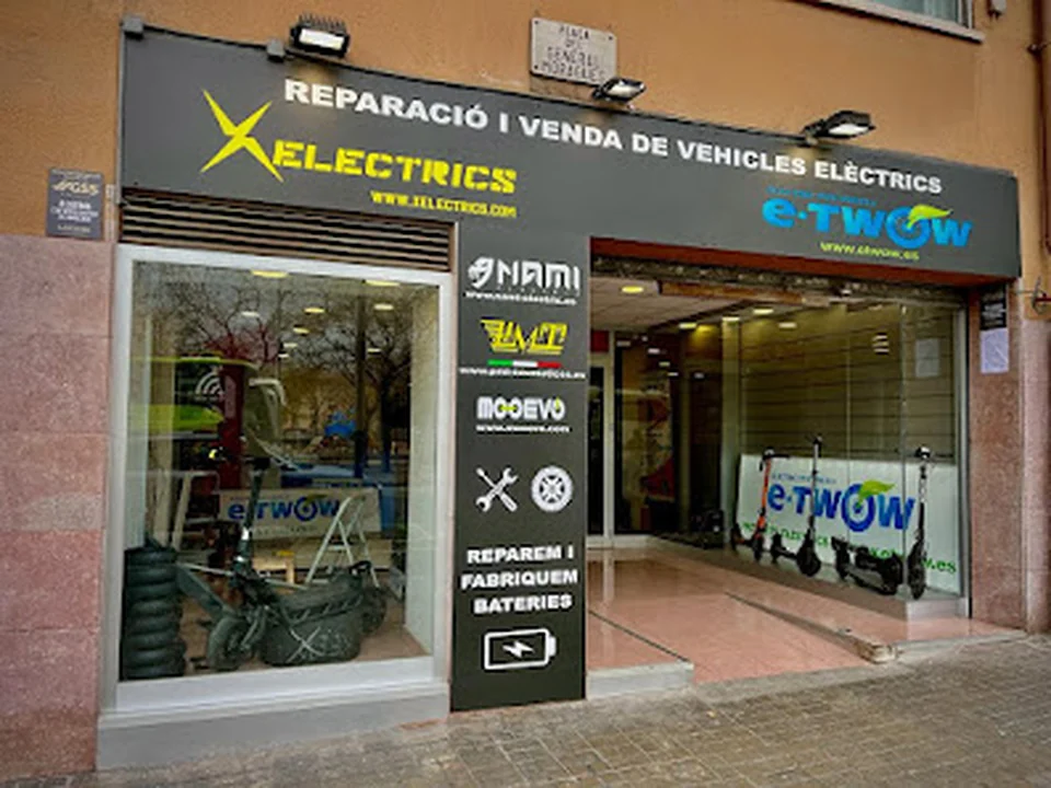 E-twow Center Barcelona - Reparacion Patinetes Eléctricos Multimarca