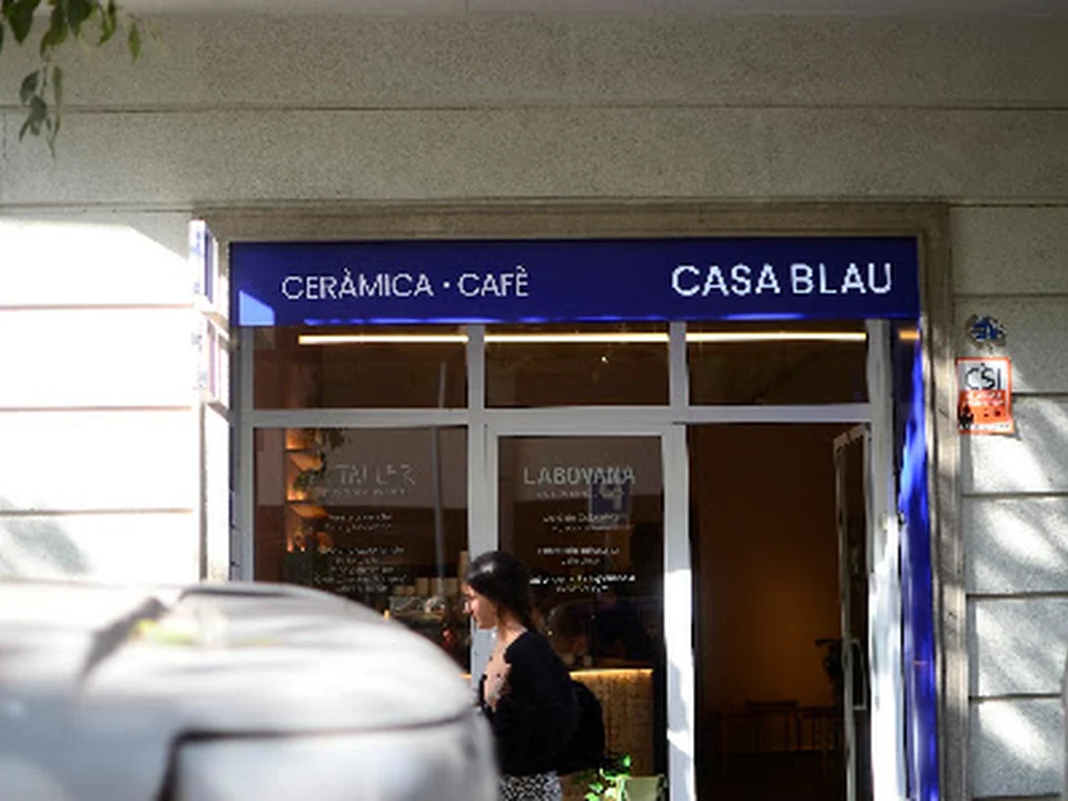 El taller CASA BLAU - Clases de cerámica en Barcelona