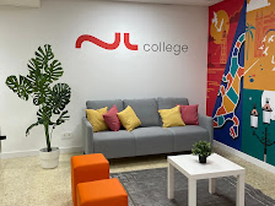Escola de Llengua Castellana a Barcelona | NL College