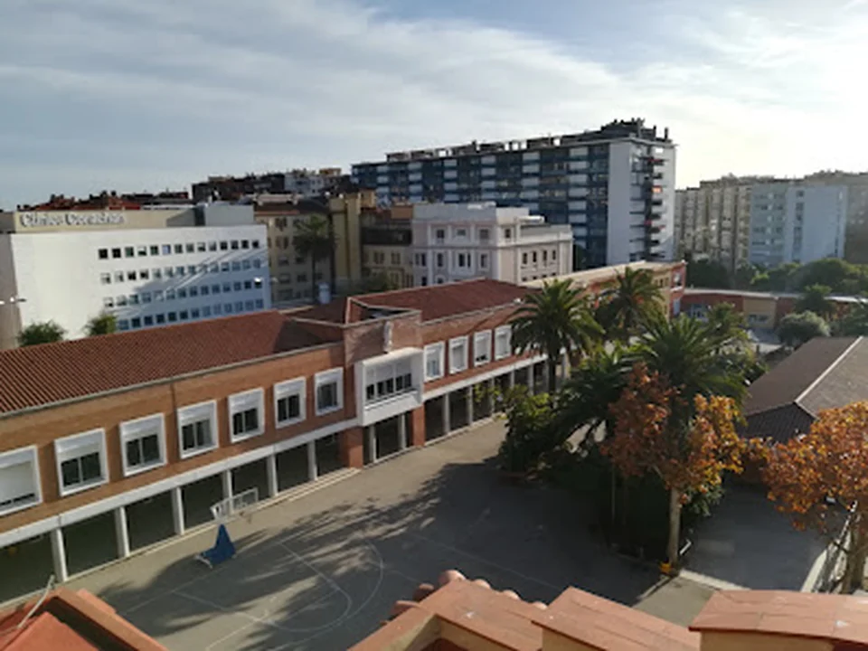 Escola Santa Dorotea - Salesianes Sarrià