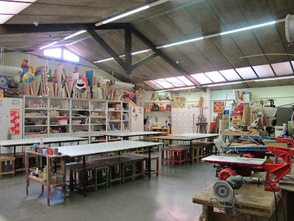 Escola Traç, Centre d'expressió plàstica