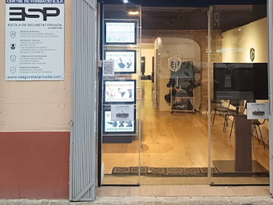 Foto de ESP Escuela de Seguridad Privada BRAFOR