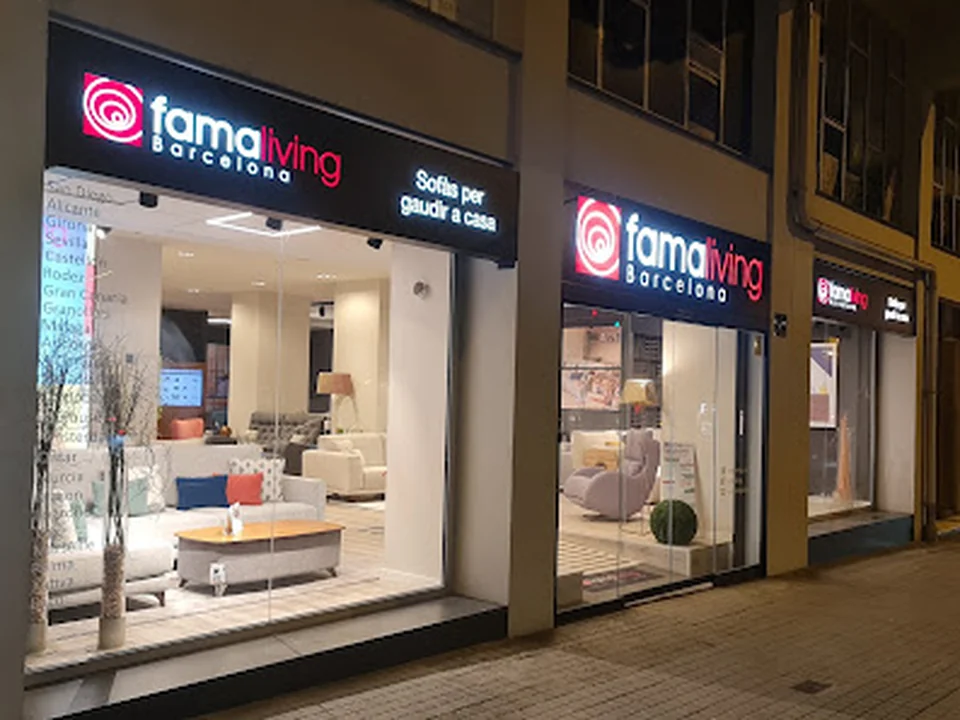 Famaliving Barcelona Vía Augusta tienda de sofás