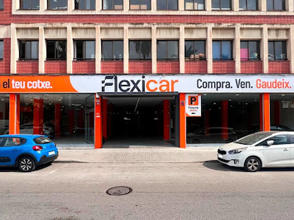 Flexicar Hospitalet | Concesionario de coches de segunda mano