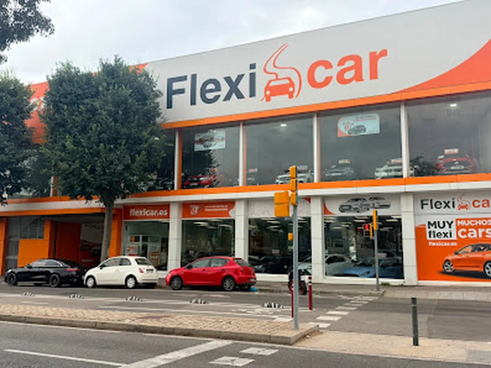 Flexicar La Maquinista | Concessionari de cotxes de segona mà