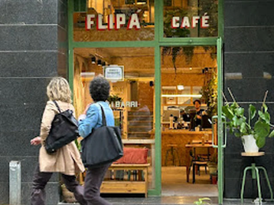 FLIPÁ . brunch & vermut .