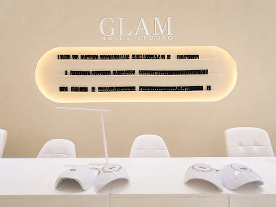 GLAM Nails Studio - Guillem Tell - Salón de uñas, manicura y pedicura en Sant Gervasi, Barcelona