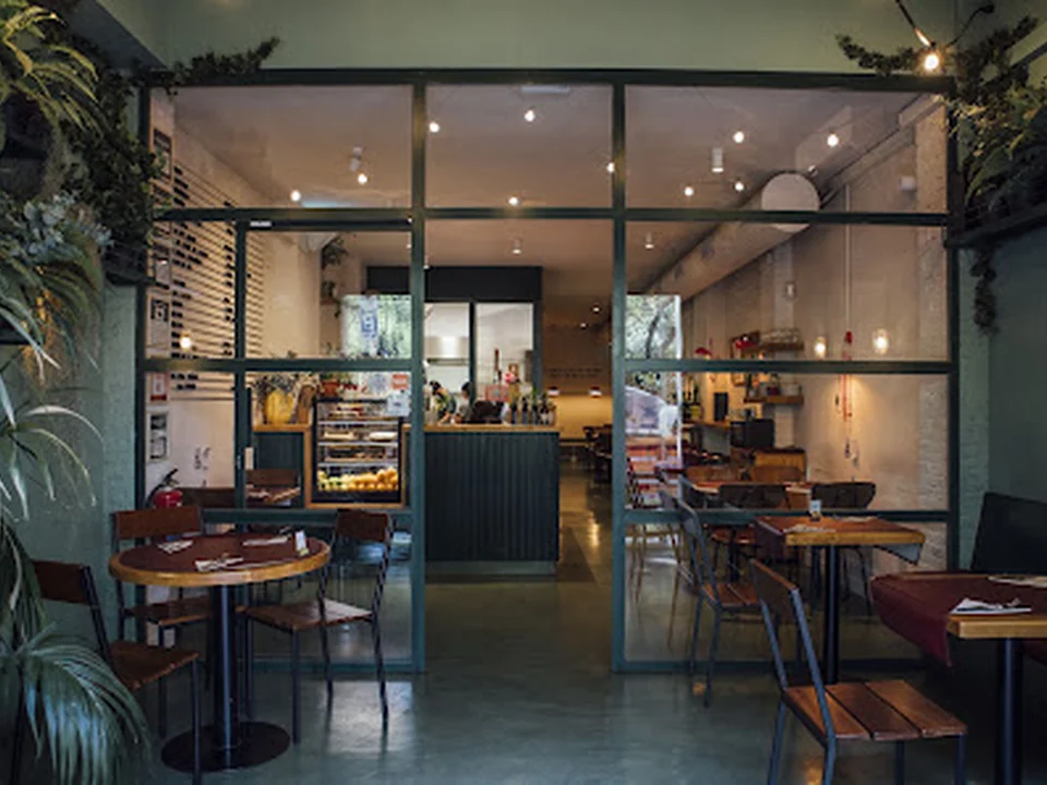 Green&Burger Barcelona - Burger & Healthy Restaurant Near Sagrada Familia