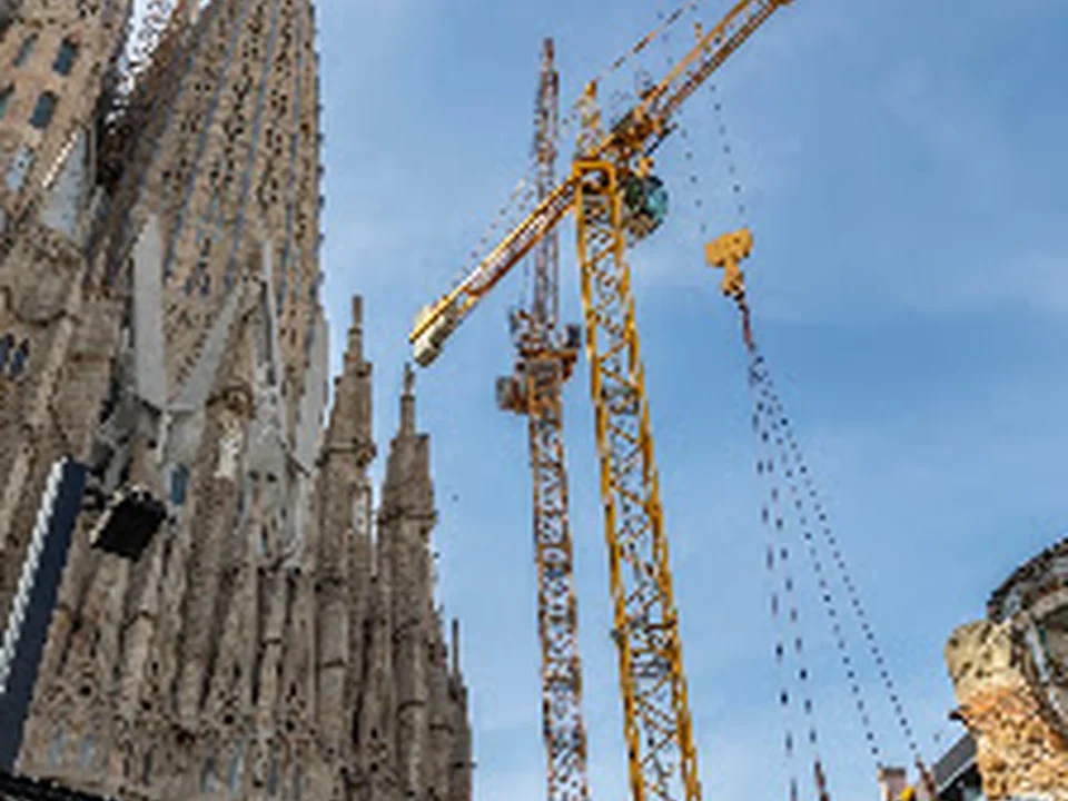 Grúas Cerezo S.L. (LIEBHERR)