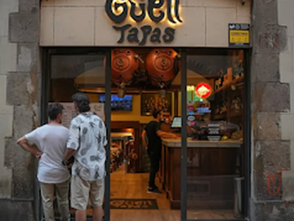 Güell Tapes Restaurant