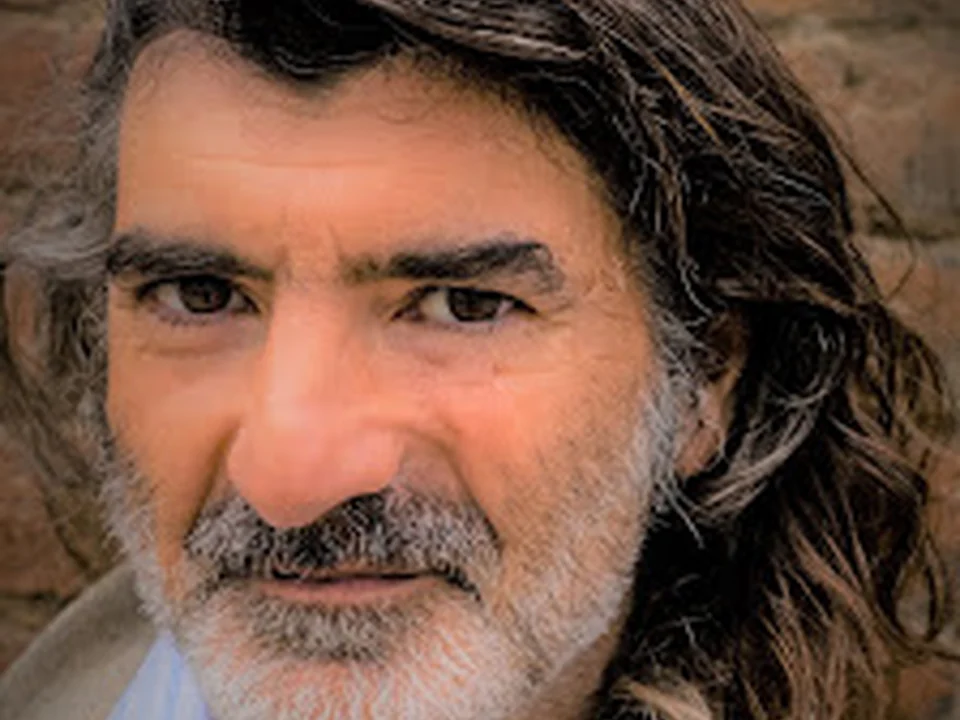Hugo Navarrete Lawyer