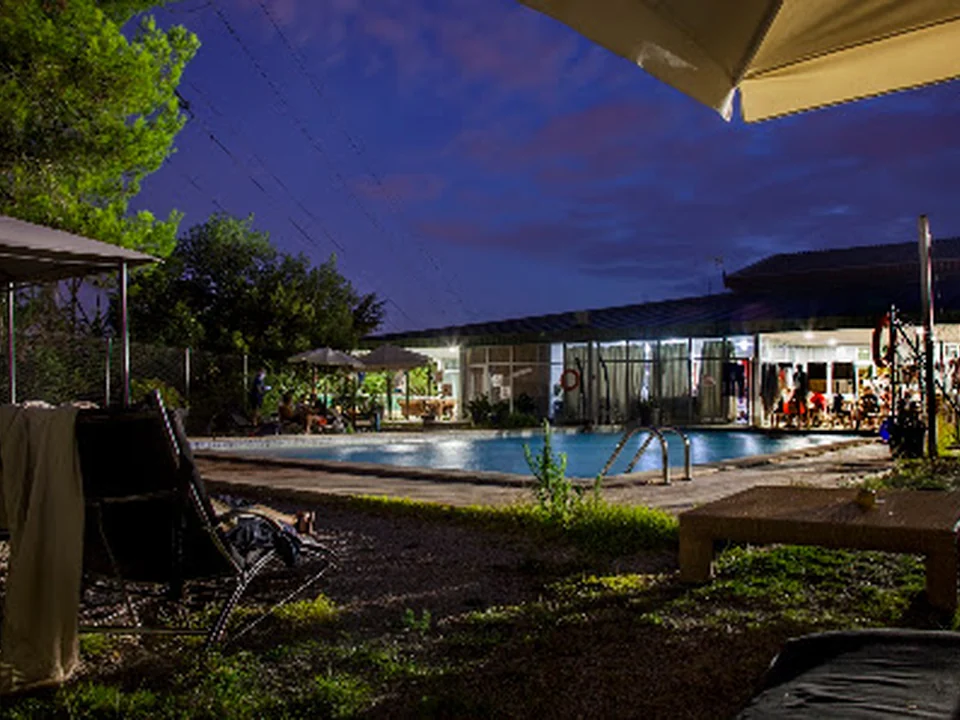 INOUT Hostel