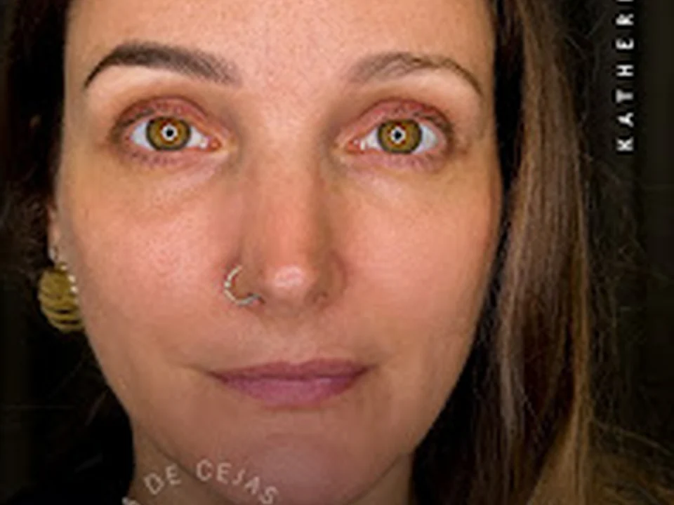 Katherine Brito – Microblading y Micropigmentación en Barcelona.
