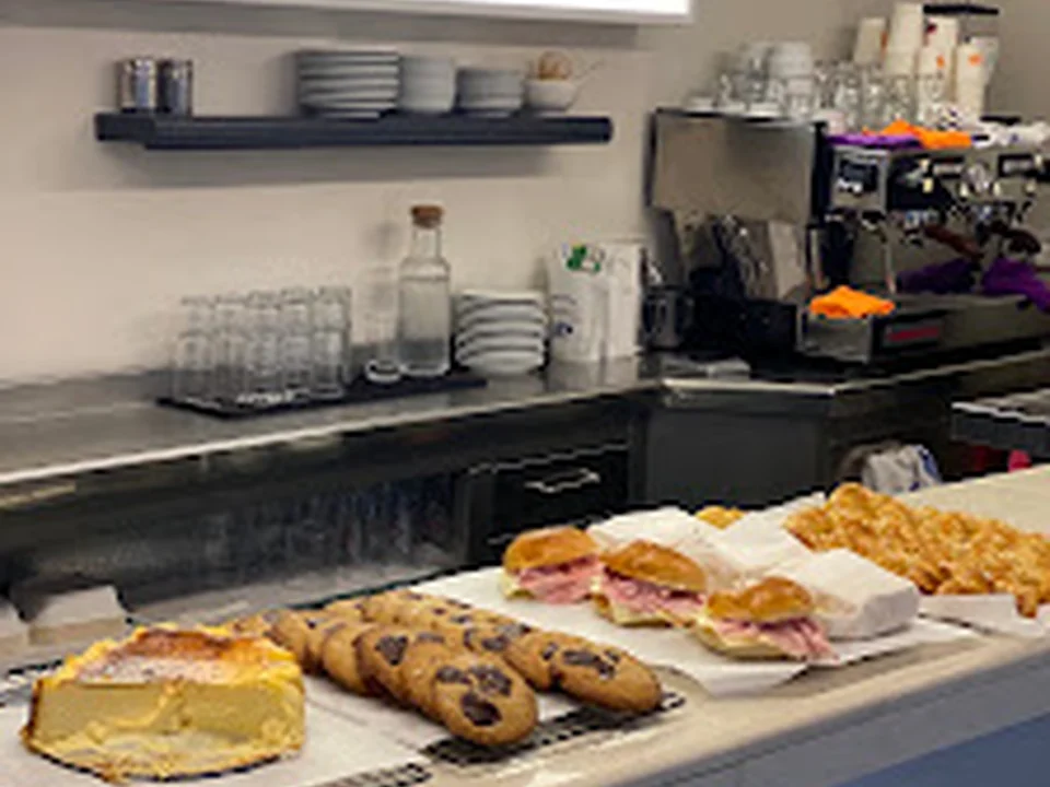 Kome – Wagyuburgers, Sandvitxos i Cafè d'Especialitat