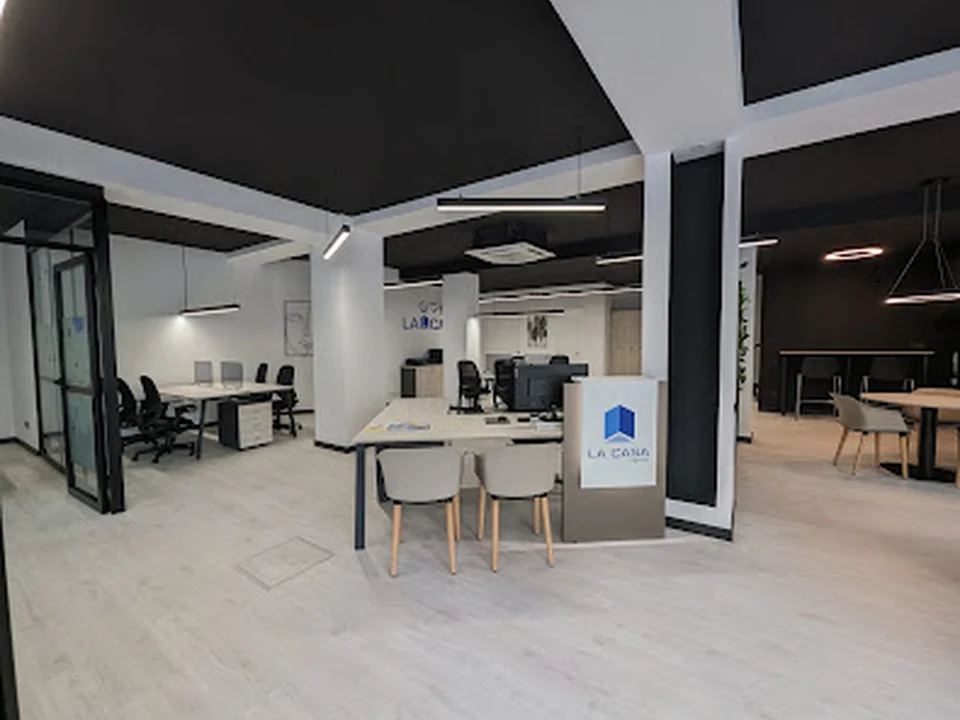 La Casa Agency | Punt Poble Sec Real Estate S.L. Inmobiliaria en Barcelona