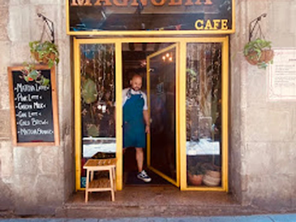 Magnolia café