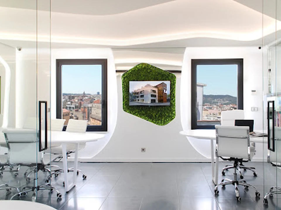 MT STUDIO By Manuel Torres Design