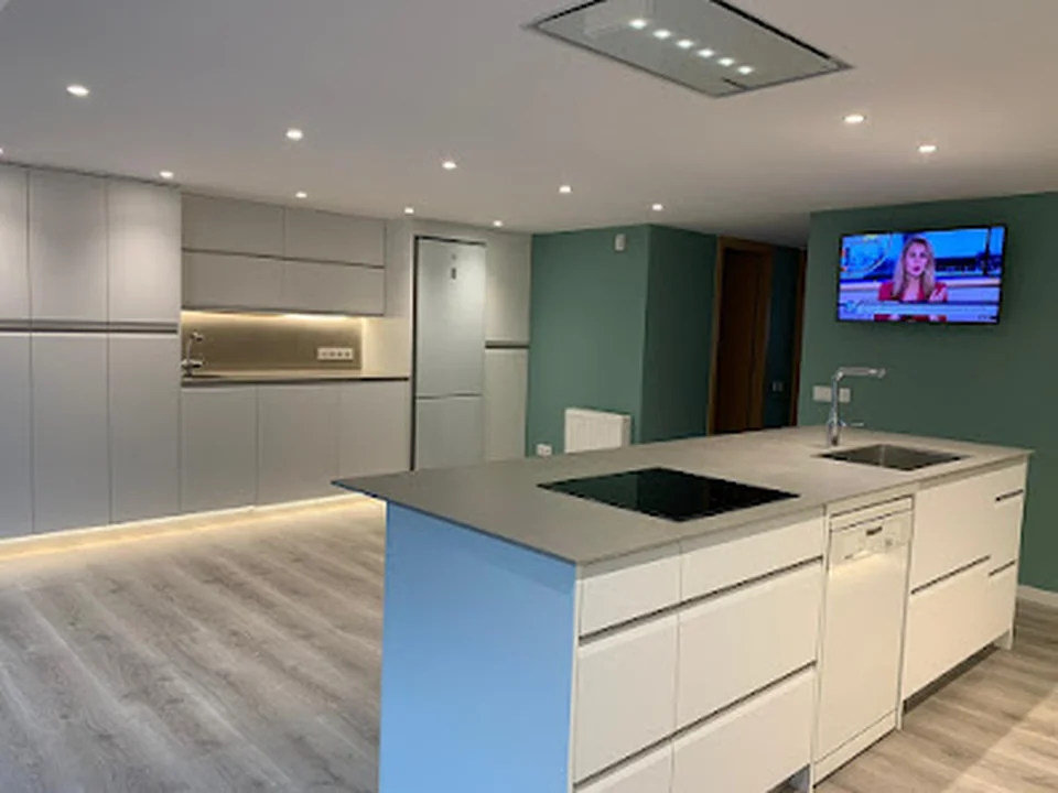 Oliva Construcciones y reformas sl. Oliva rehabilitació d’espais