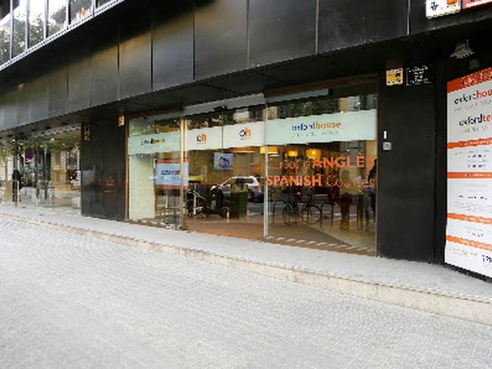 Oxford House - English and Spanish language school