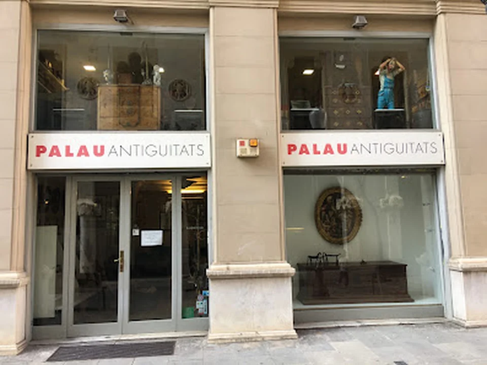 Palau Antiguitats