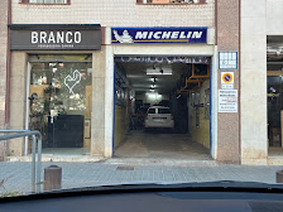 Pneumàtics Montañana