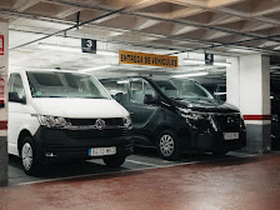 QUADIS Rent a Car