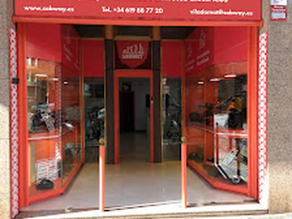 SABWAY Viladomat, Tienda y taller de Patinetes eléctricos . Matrículas y seguros VMP