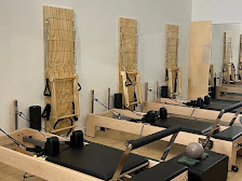 SALA 3 - Pilates Reformer Health Club