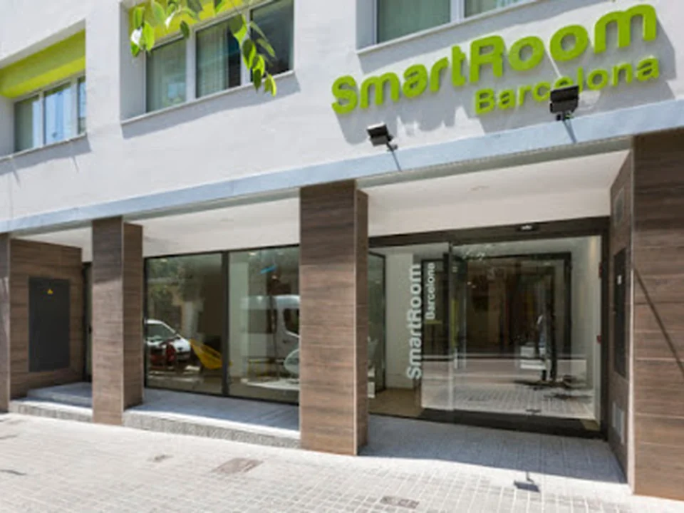 SmartRoom Hotel