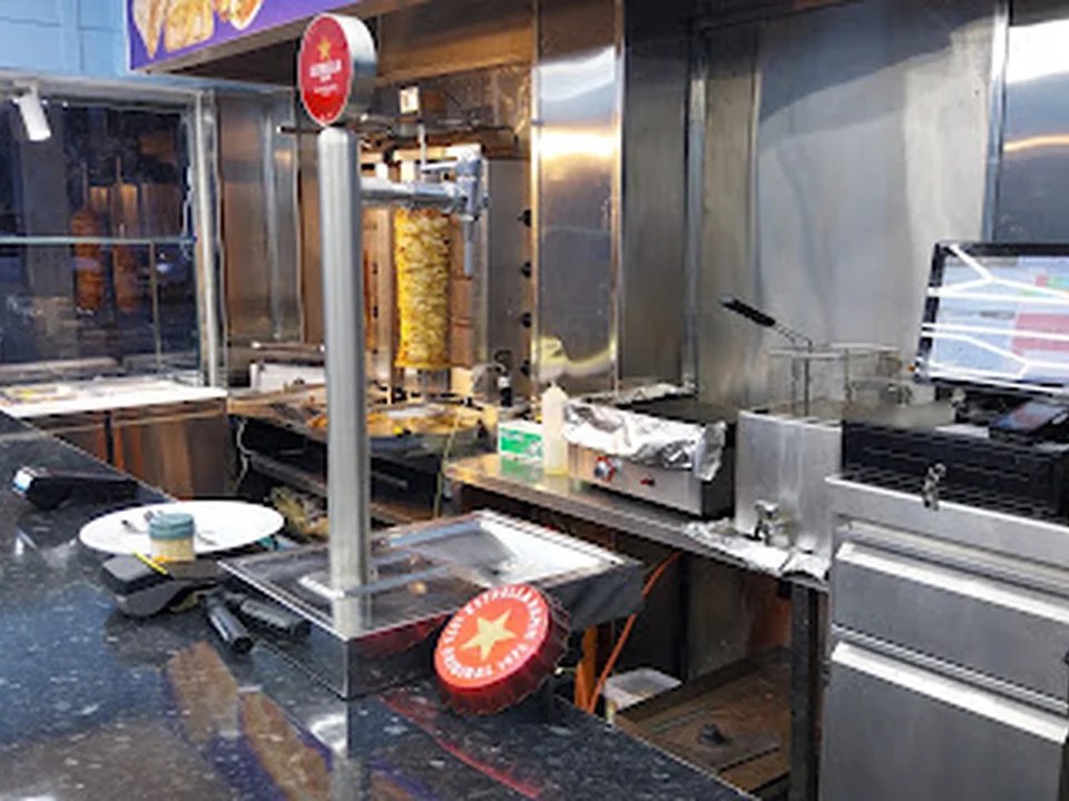 Souvlaki Restaurante Griego and Bar