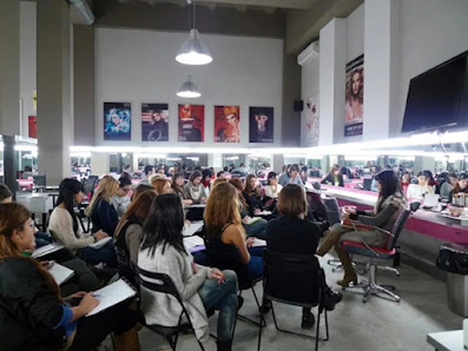 STICK ART STUDIO - Escuela de Maquillaje Profesional (Beauty, Fantasía, Caracterización, Body Painting y F.X.)
