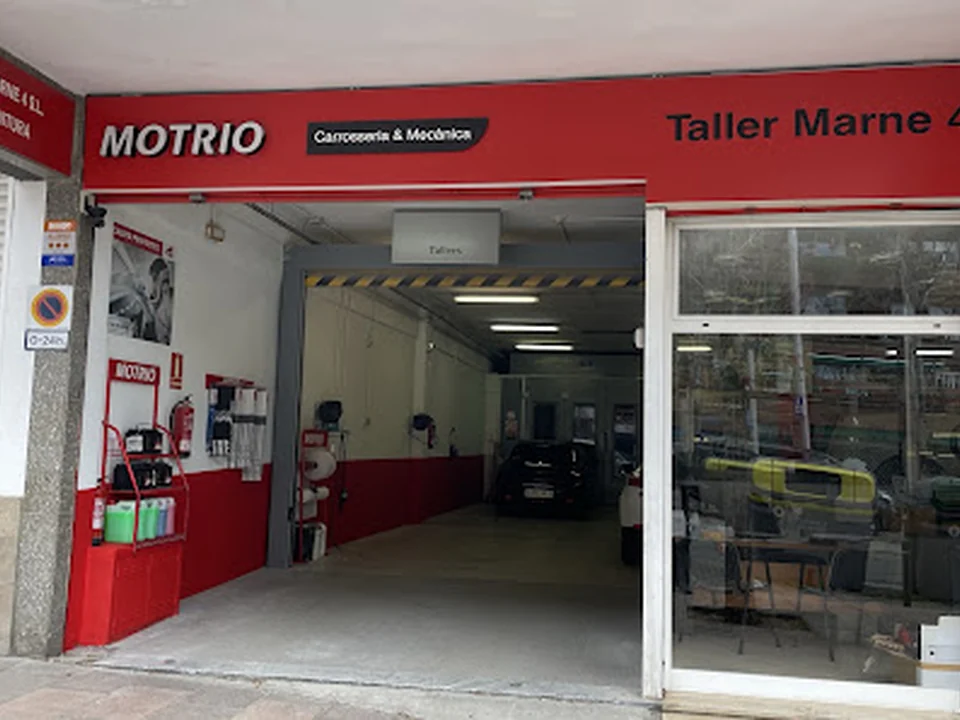 TALLER DE CHAPA Y PINTURA - MARNE 4