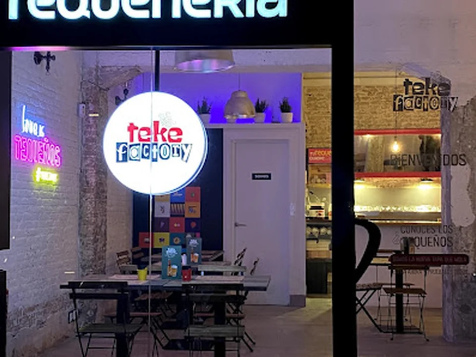 TEQUEÑERÍA TEKE FACTORY (tequeños)