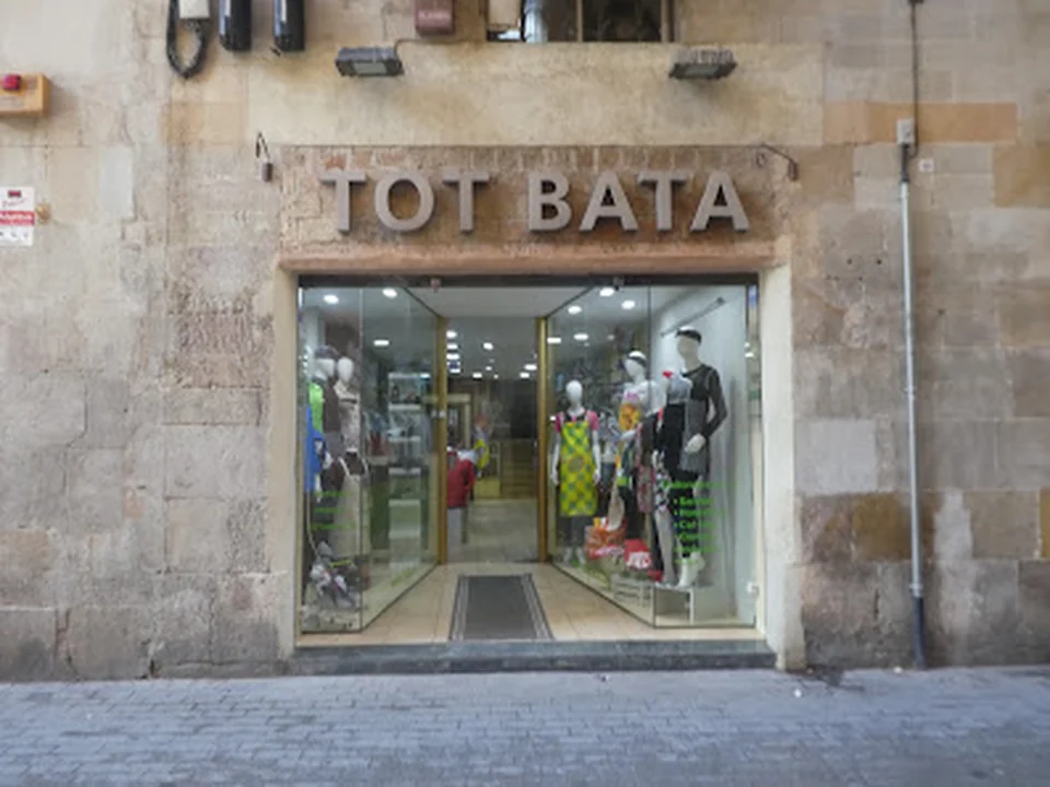 Tot Bata – Tu Uniforme Profesional y Escolar