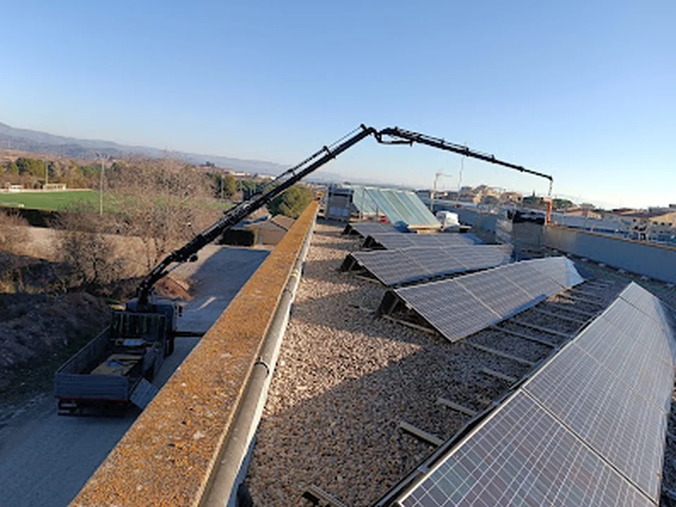 Foto de Transports i grues TEM, Servei Grues JIB