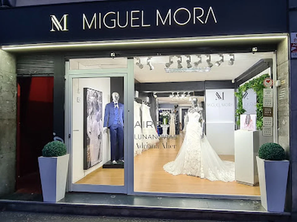 MIGUEL MORA NOVIAS, Barcelona