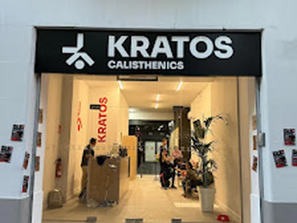 Kratos Calisthenics Paris, Barcelona